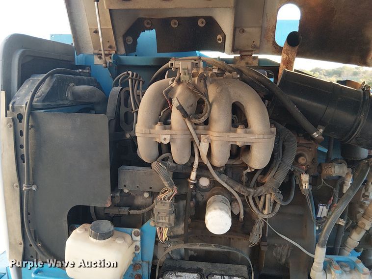 image for item DU3650 2000 Genie Z-45/25 boom lift