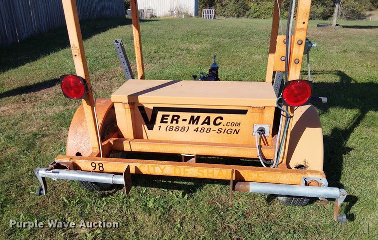 image for item DU3657 Ver-Mac ST-4825  arrow board trailer 
