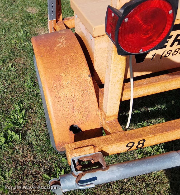 image for item DU3657 Ver-Mac ST-4825  arrow board trailer 