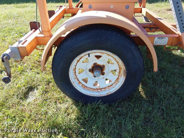 image for item DU3657 Ver-Mac ST-4825  arrow board trailer 