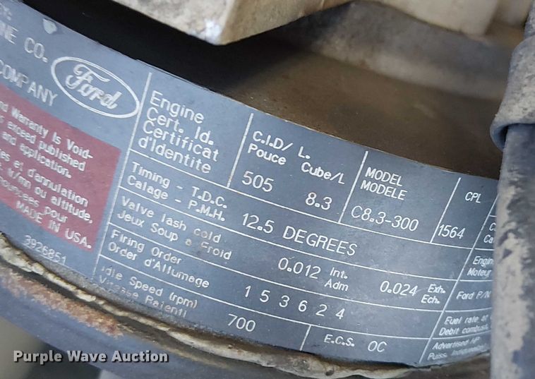 image for item DU3661 1995 Ford LT8000 crane truck