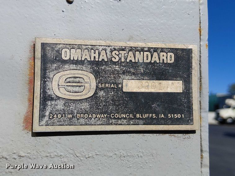 image for item DU3662 1995 International 4900 crane truck