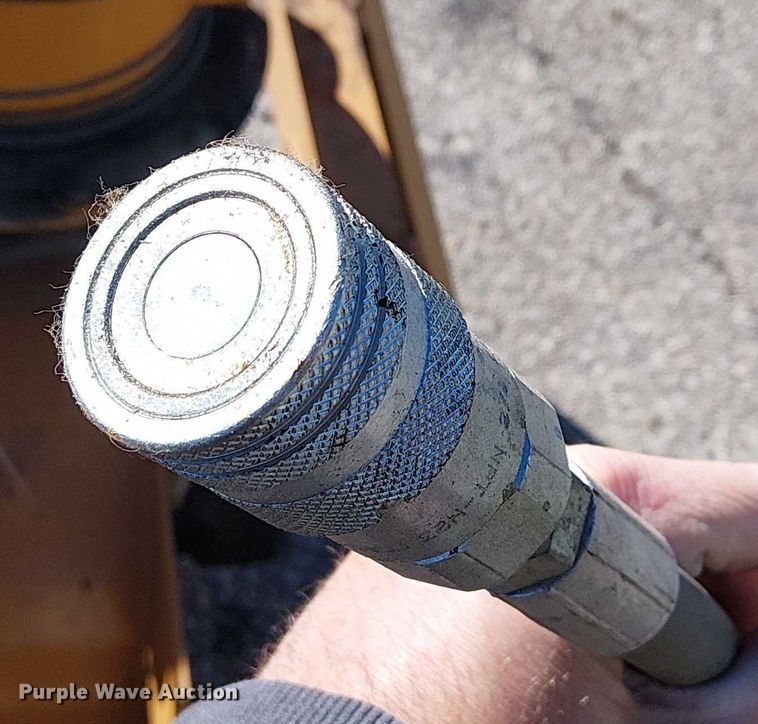 image for item DU3663 1994 Case 1838 skid steer loader