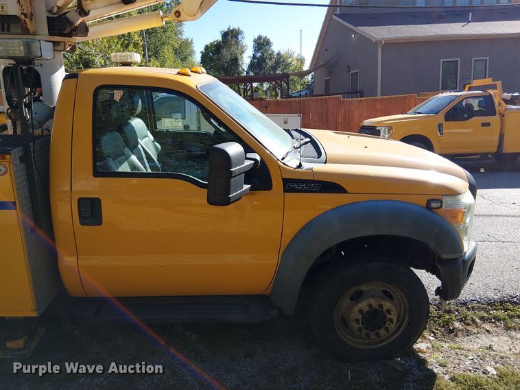 image for item DU3676 2011 Ford F550 bucket truck