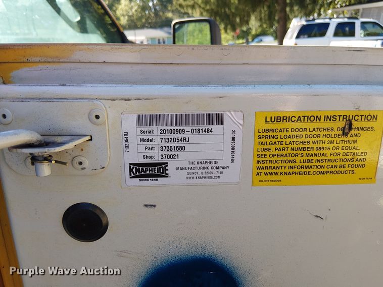 image for item DU3676 2011 Ford F550 bucket truck