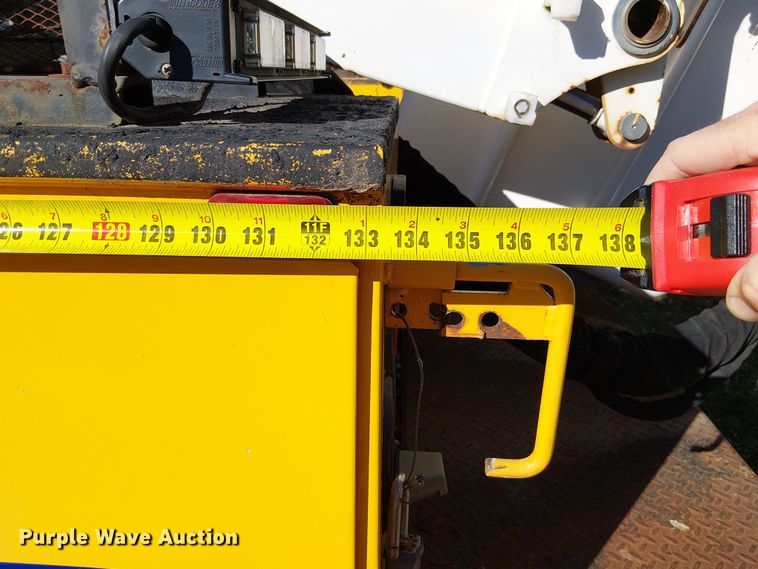 image for item DU3676 2011 Ford F550 bucket truck