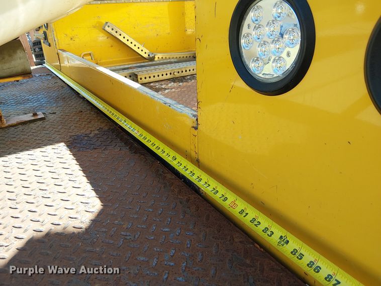 image for item DU3676 2011 Ford F550 bucket truck