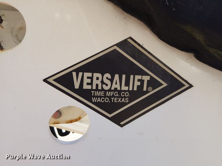 image for item DU3676 2011 Ford F550 bucket truck