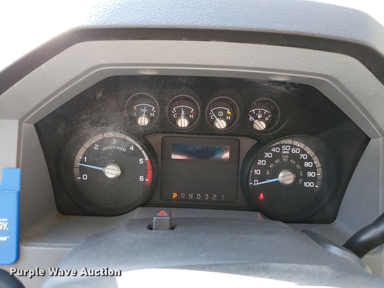 image for item DU3676 2011 Ford F550 bucket truck