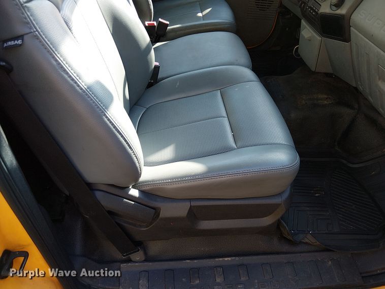 image for item DU3676 2011 Ford F550 bucket truck