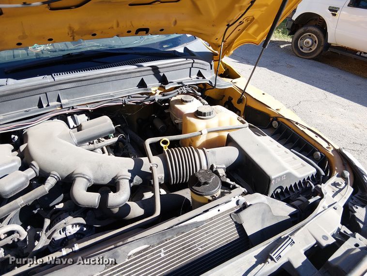 image for item DU3676 2011 Ford F550 bucket truck