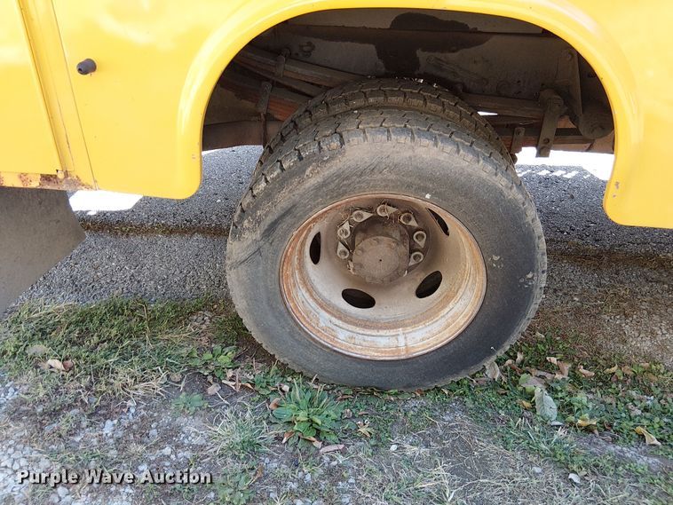 image for item DU3676 2011 Ford F550 bucket truck