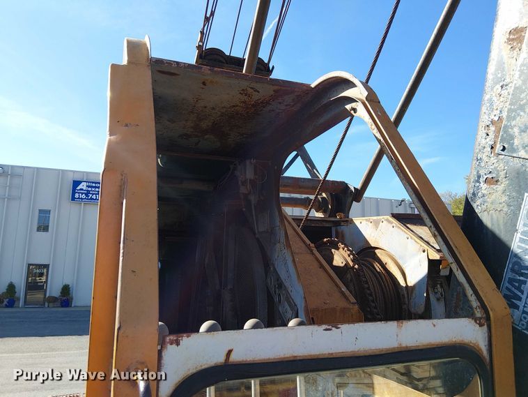 image for item DU3677 1967 American 5299 crane