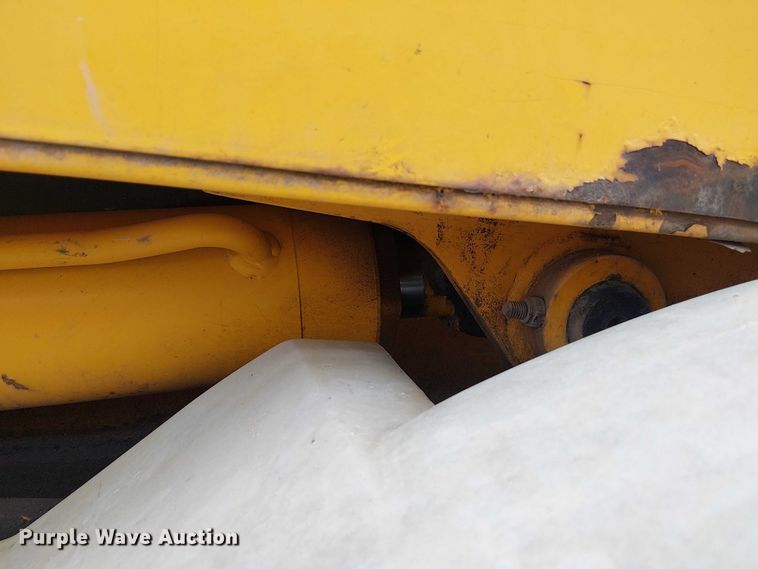 image for item DU3717 JCB 520 telehandler
