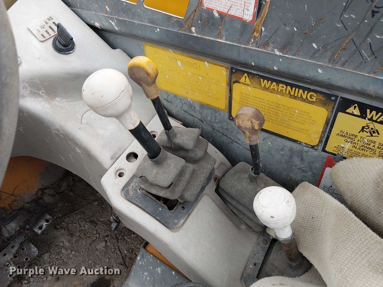 image for item DU3717 JCB 520 telehandler