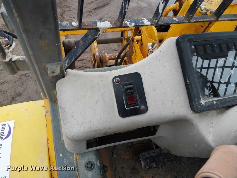 image for item DU3717 JCB 520 telehandler