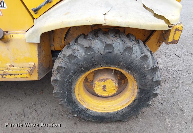 image for item DU3717 JCB 520 telehandler