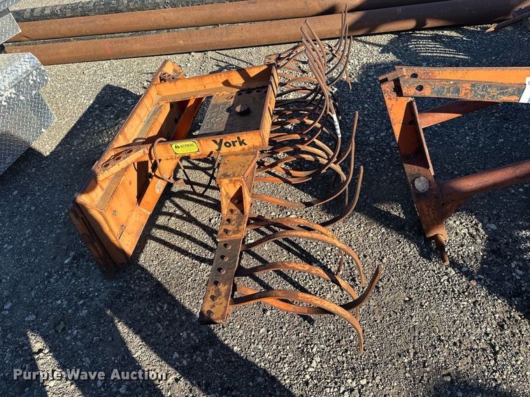 image for item DW4296 York skid steer rake