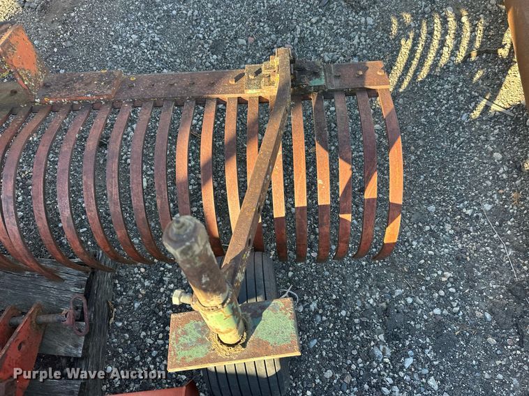 image for item DW4297 Rake