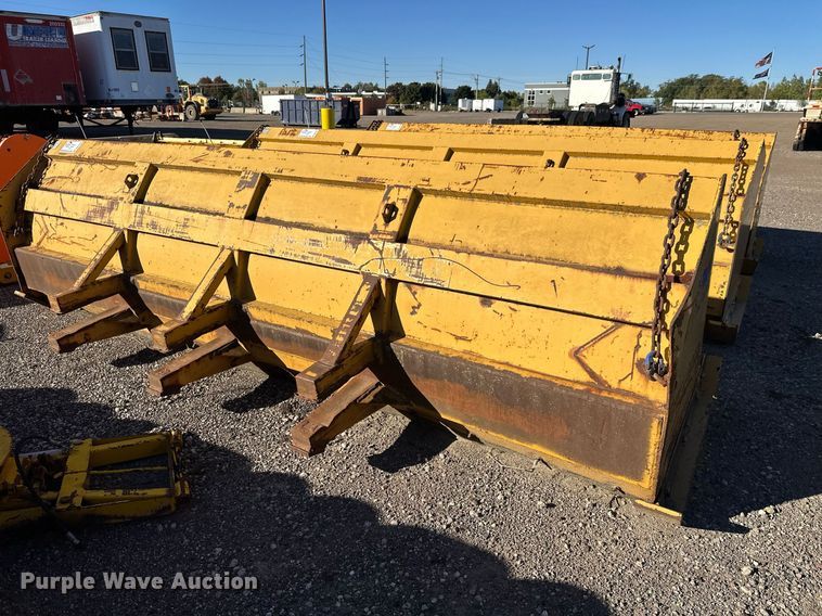 image for item DW4300 Pro-Tech Sno Pusher wheel loader snow pusher  