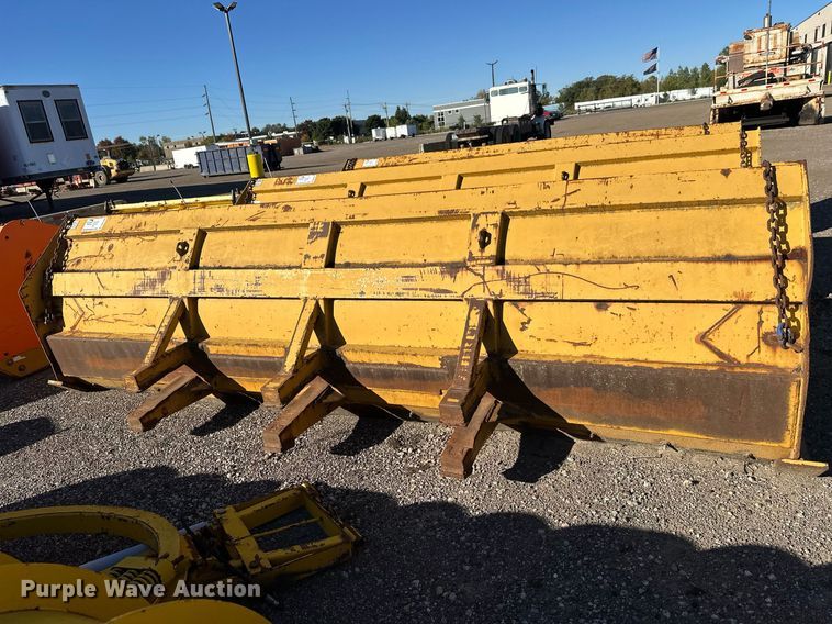 image for item DW4300 Pro-Tech Sno Pusher wheel loader snow pusher  