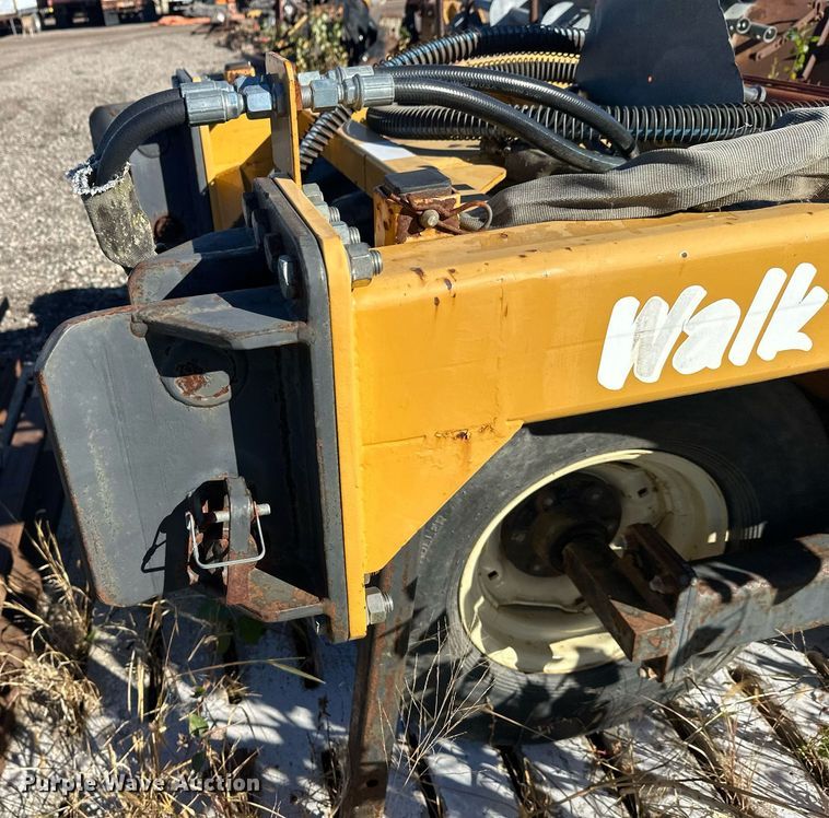 image for item DW4306 Walk and Roll packer