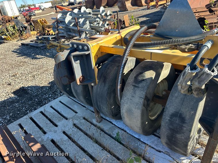 image for item DW4306 Walk and Roll packer