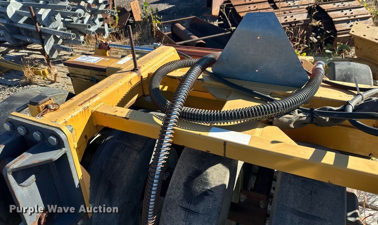 image for item DW4306 Walk and Roll packer