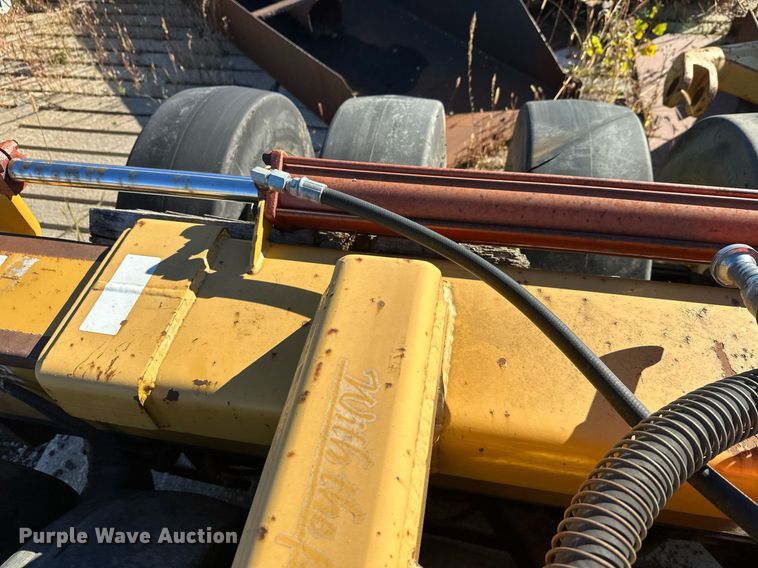 image for item DW4306 Walk and Roll packer