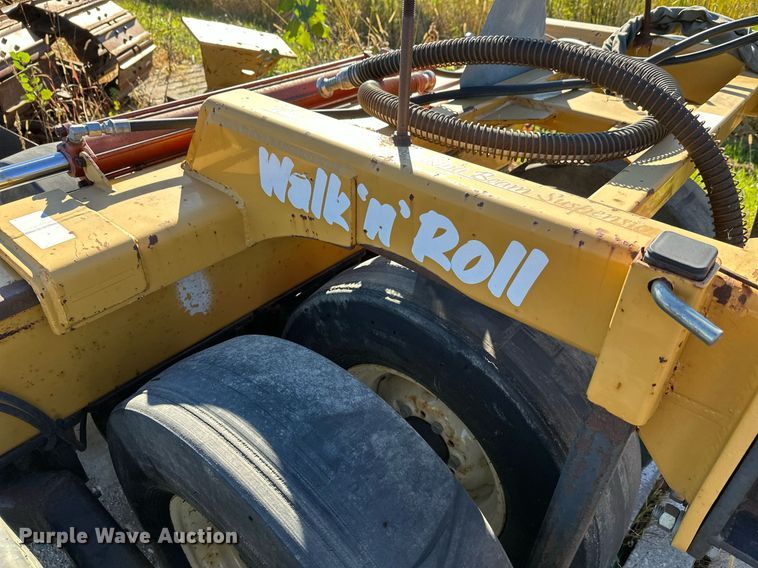 image for item DW4306 Walk and Roll packer