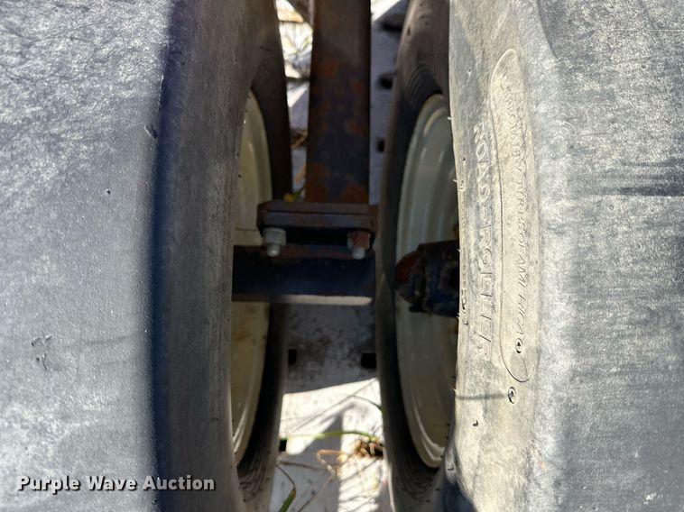 image for item DW4306 Walk and Roll packer