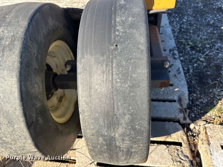 image for item DW4306 Walk and Roll packer