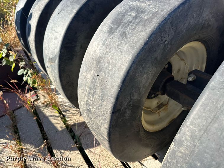 image for item DW4306 Walk and Roll packer