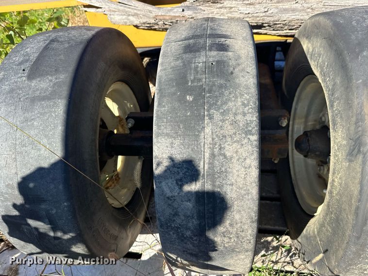 image for item DW4306 Walk and Roll packer