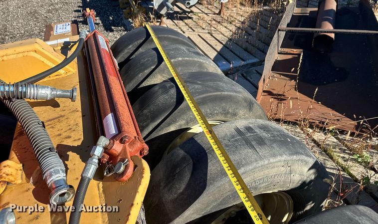 image for item DW4306 Walk and Roll packer