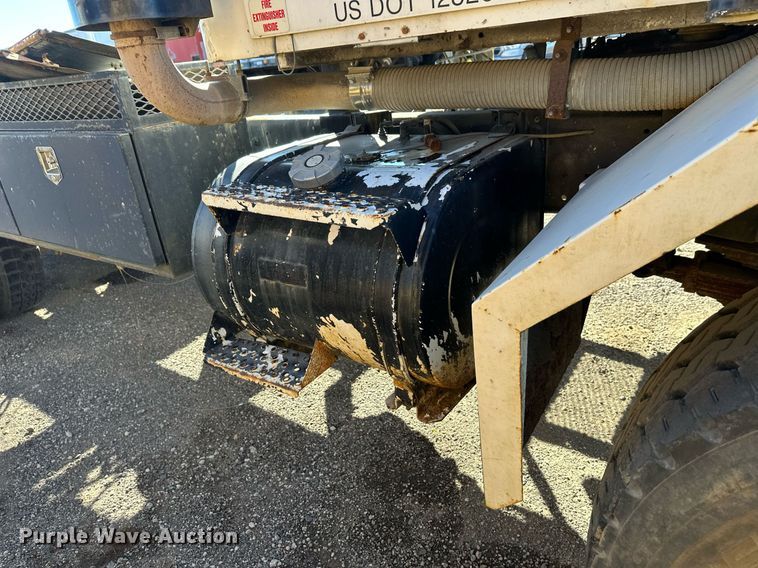 image for item DW4307 1981 Oshkosh truck cab and chassis