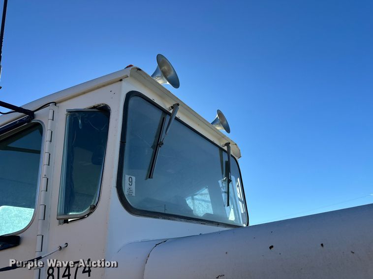 image for item DW4307 1981 Oshkosh truck cab and chassis