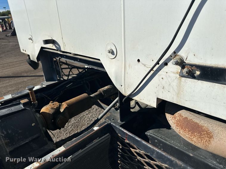 image for item DW4307 1981 Oshkosh truck cab and chassis