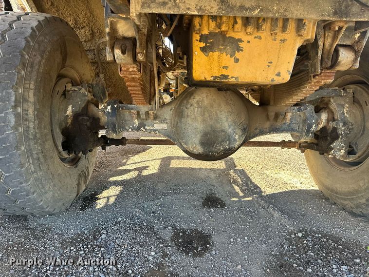 image for item DW4307 1981 Oshkosh truck cab and chassis