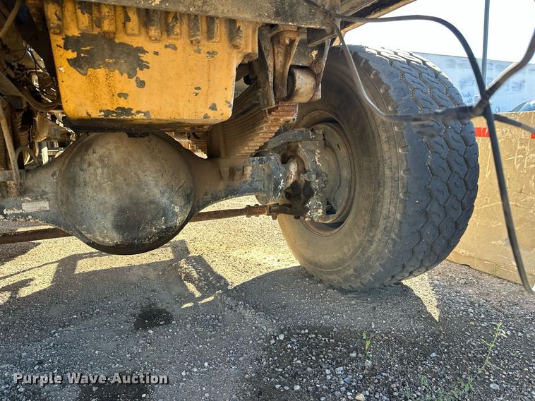 image for item DW4307 1981 Oshkosh truck cab and chassis