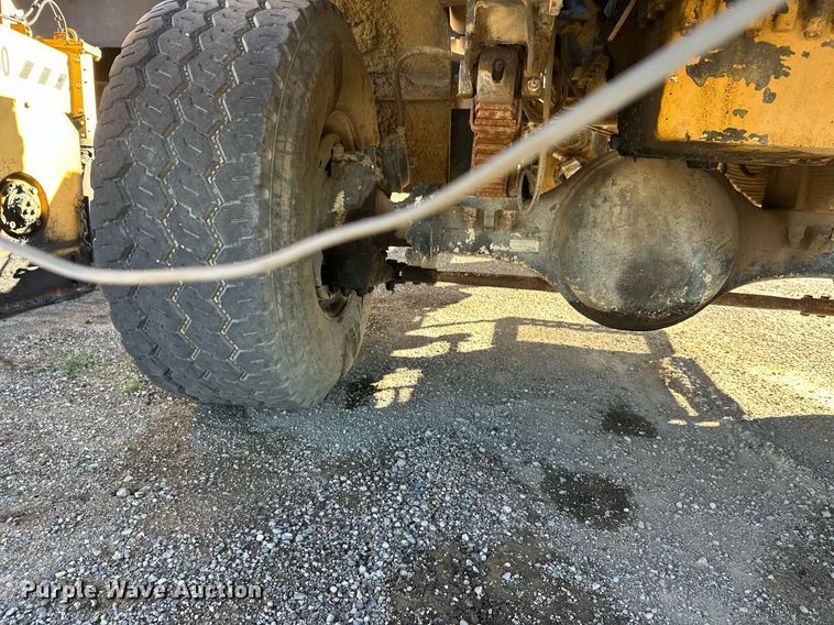 image for item DW4307 1981 Oshkosh truck cab and chassis