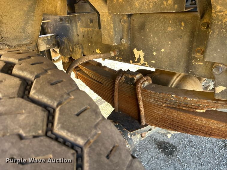 image for item DW4307 1981 Oshkosh truck cab and chassis