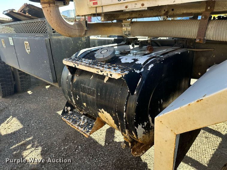 image for item DW4307 1981 Oshkosh truck cab and chassis