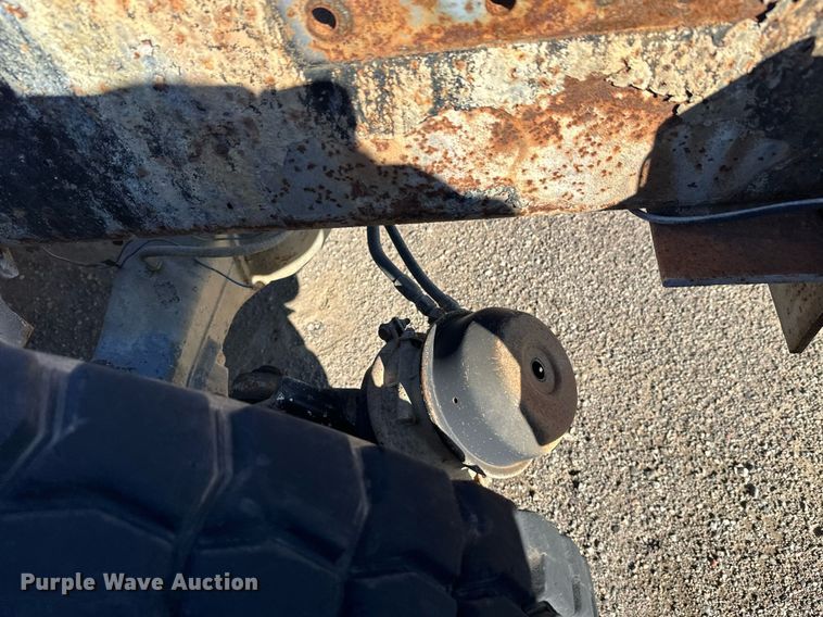 image for item DW4307 1981 Oshkosh truck cab and chassis