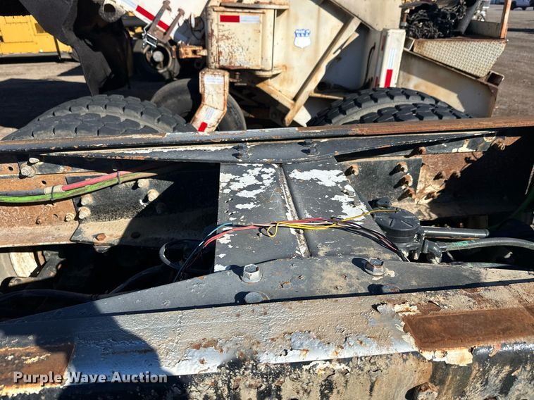 image for item DW4307 1981 Oshkosh truck cab and chassis