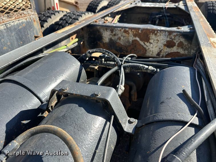 image for item DW4307 1981 Oshkosh truck cab and chassis