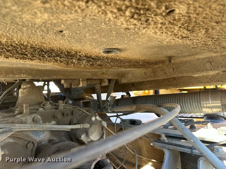 image for item DW4307 1981 Oshkosh truck cab and chassis