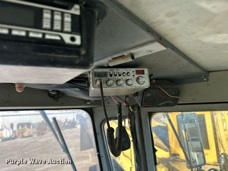 image for item DW4307 1981 Oshkosh truck cab and chassis