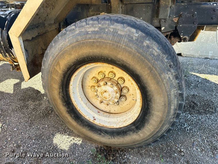 image for item DW4307 1981 Oshkosh truck cab and chassis