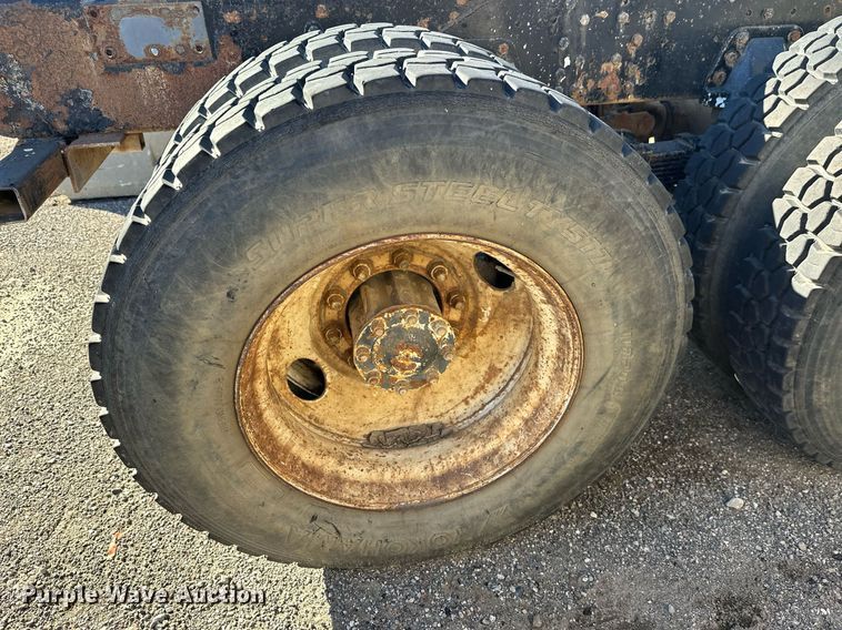 image for item DW4307 1981 Oshkosh truck cab and chassis